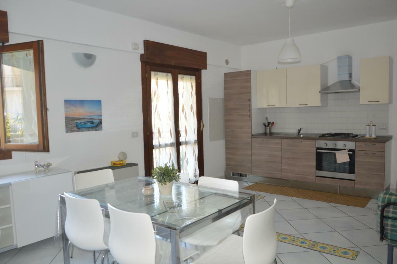 노토 Casa Vacanze Le Palme 아파트 외부 사진